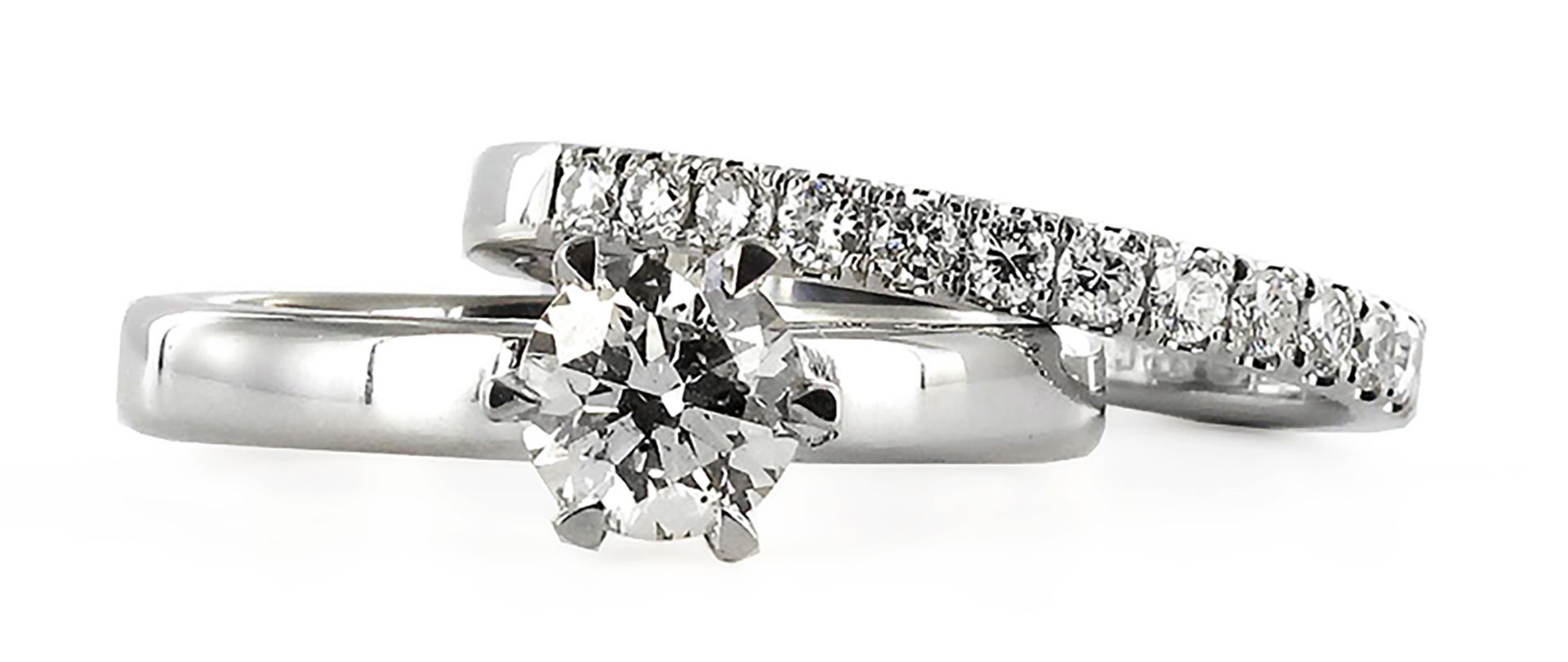 Vigselringar och förlovningsringar i guld med diamanter – handgjorda i guldsmedsverkstad i Göteborg