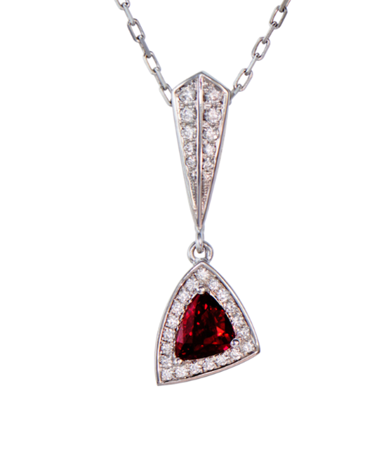 Hängsmycke med rubin i toppfärg och briljantinfattning – omarbetat smycke i guldsmedsverkstad i Göteborg